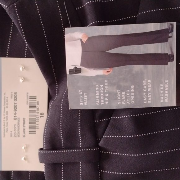 Liz Claiborne career pants - Picture 7 of 11